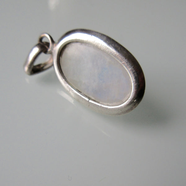 Vintage Moonstone Pendant & New Sterling Silver Chain