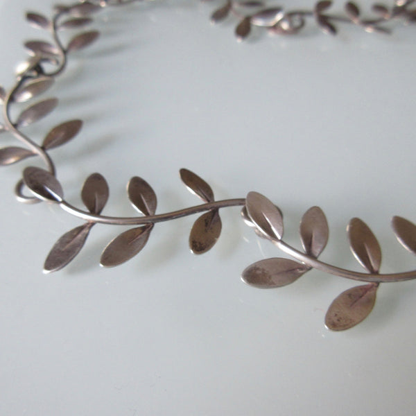 Modernist Sterling Silver Leaf Design Choker